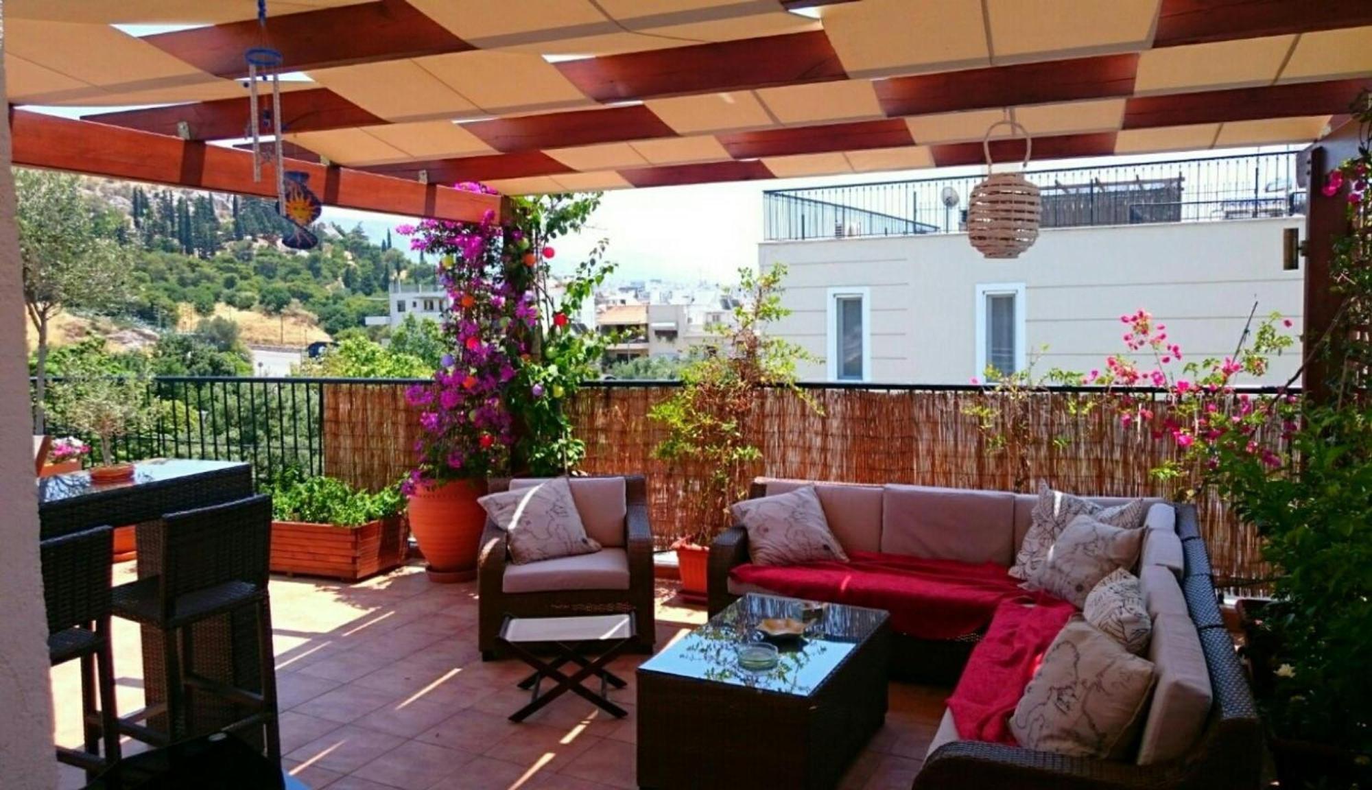 Cozy Apartment In Acropolis With Roof Garden Афины Экстерьер фото