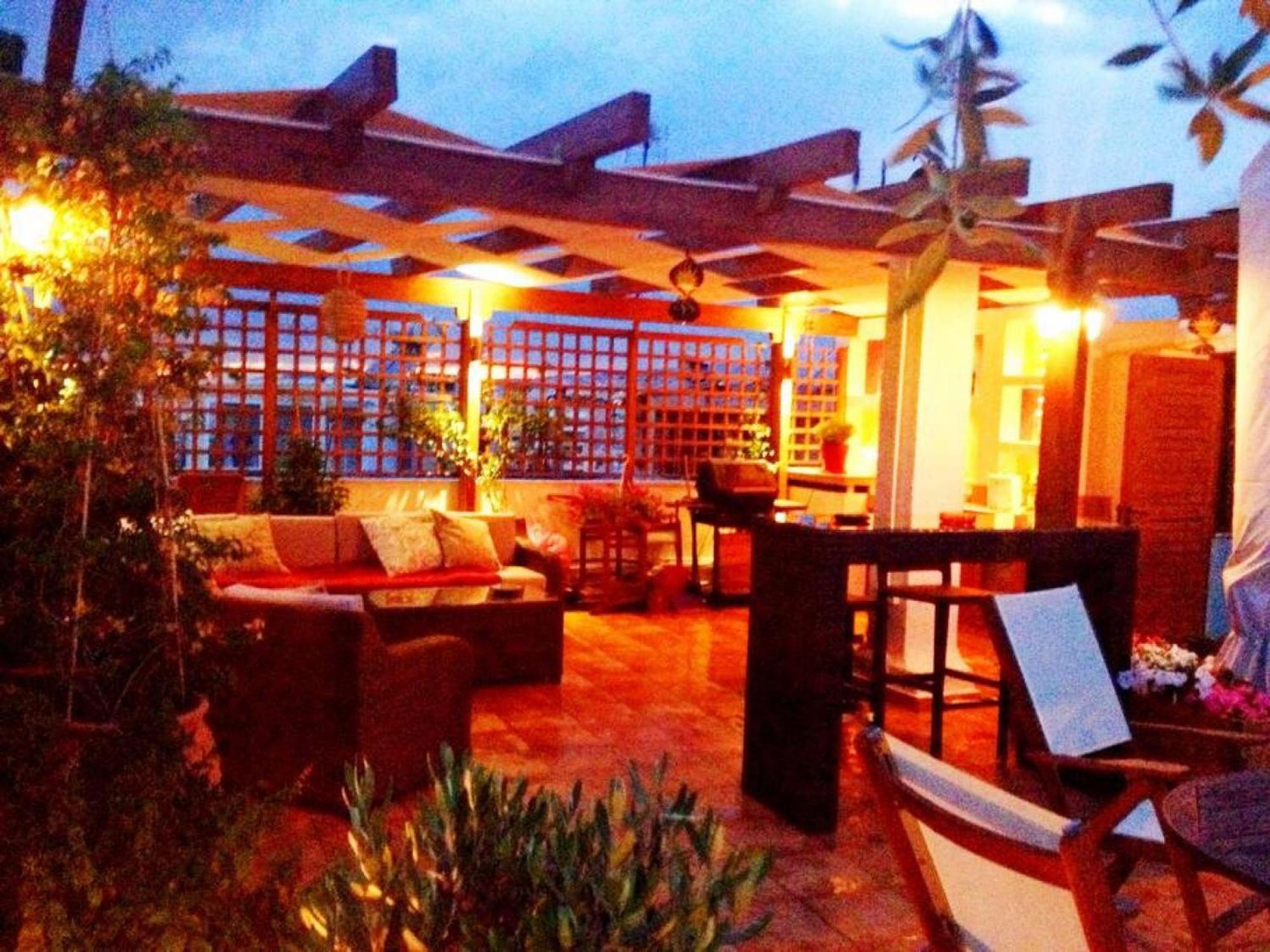 Cozy Apartment In Acropolis With Roof Garden Афины Экстерьер фото